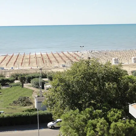 Coastal With Terrace Lägenhet Bibione